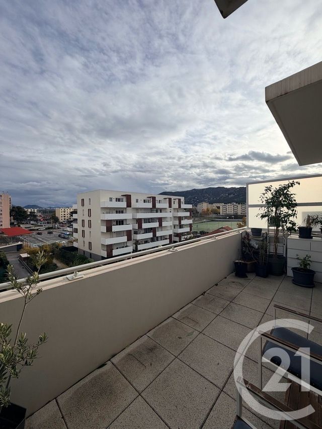 Appartement T4 à vendre - 4 pièces - 82.55 m2 - MARSEILLE - 13010 - PROVENCE-ALPES-COTE-D-AZUR - Century 21 Coeur Neuf