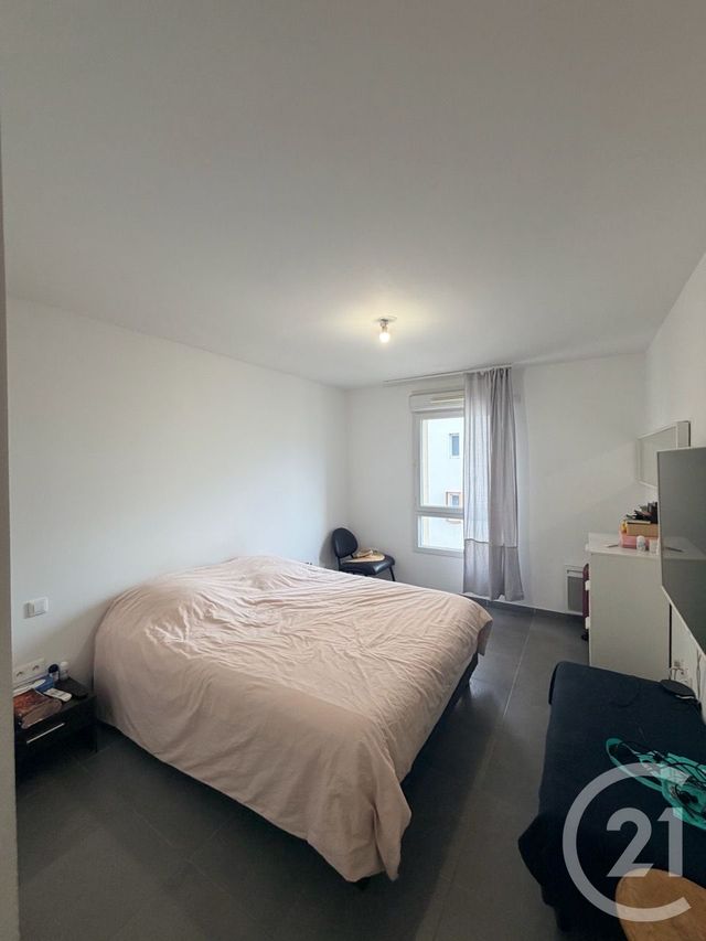 Appartement T4 à vendre - 4 pièces - 82.55 m2 - MARSEILLE - 13010 - PROVENCE-ALPES-COTE-D-AZUR - Century 21 Coeur Neuf