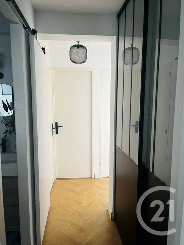 Appartement T4 à vendre - 4 pièces - 62.54 m2 - MARSEILLE - 13010 - PROVENCE-ALPES-COTE-D-AZUR - Century 21 Coeur Neuf