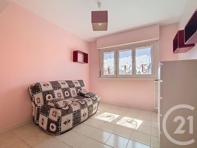 Appartement T4 à vendre - 4 pièces - 83.35 m2 - MARSEILLE - 13009 - PROVENCE-ALPES-COTE-D-AZUR - Century 21 Coeur Neuf