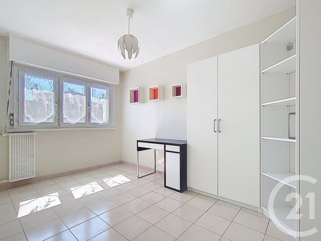 Appartement T4 à vendre - 4 pièces - 83.35 m2 - MARSEILLE - 13009 - PROVENCE-ALPES-COTE-D-AZUR - Century 21 Coeur Neuf