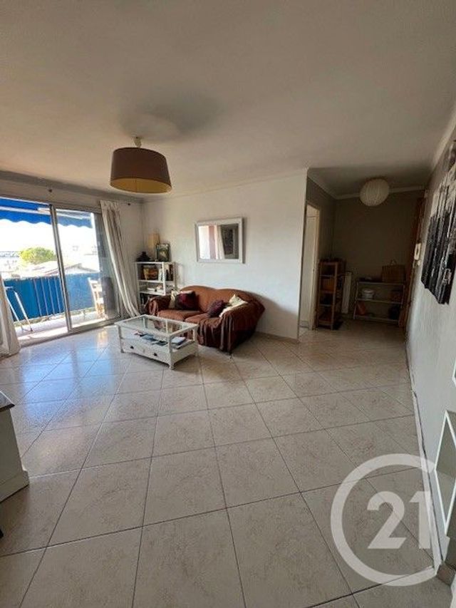 Appartement T2 à vendre - 2 pièces - 48.16 m2 - MARSEILLE - 13009 - PROVENCE-ALPES-COTE-D-AZUR - Century 21 Coeur Neuf