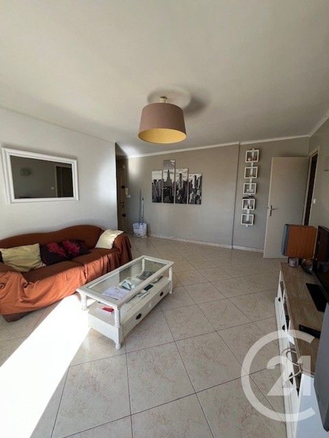 Appartement T2 à vendre - 2 pièces - 48.16 m2 - MARSEILLE - 13009 - PROVENCE-ALPES-COTE-D-AZUR - Century 21 Coeur Neuf
