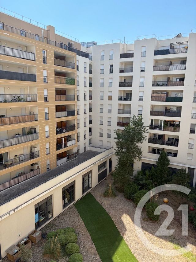 Appartement T3 à vendre - 3 pièces - 65.0 m2 - MARSEILLE - 13010 - PROVENCE-ALPES-COTE-D-AZUR - Century 21 Coeur Neuf