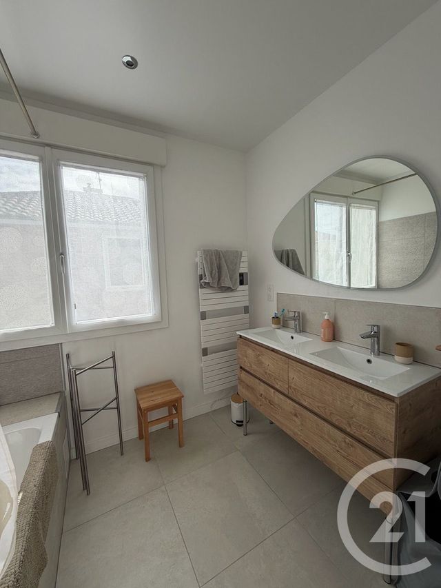 maison à louer - 5 pièces - 156.0 m2 - MARSEILLE - 13009 - PROVENCE-ALPES-COTE-D-AZUR - Century 21 Coeur Neuf