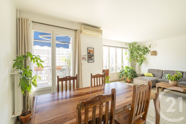 Appartement T3 à vendre - 3 pièces - 68.65 m2 - MARSEILLE - 13009 - PROVENCE-ALPES-COTE-D-AZUR - Century 21 Coeur Neuf