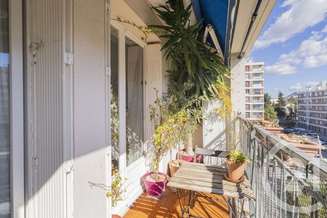 Appartement T3 à vendre - 3 pièces - 68.65 m2 - MARSEILLE - 13009 - PROVENCE-ALPES-COTE-D-AZUR - Century 21 Coeur Neuf