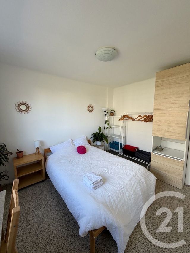 Appartement T3 à vendre - 3 pièces - 68.65 m2 - MARSEILLE - 13009 - PROVENCE-ALPES-COTE-D-AZUR - Century 21 Coeur Neuf