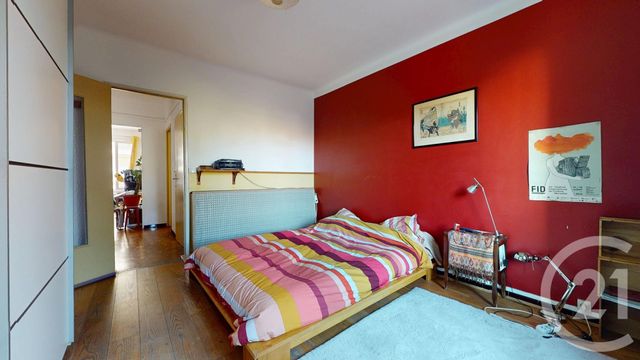 Appartement T3 à vendre - 3 pièces - 58.17 m2 - MARSEILLE - 13009 - PROVENCE-ALPES-COTE-D-AZUR - Century 21 Coeur Neuf