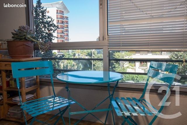 Appartement T3 à vendre - 3 pièces - 58.17 m2 - MARSEILLE - 13009 - PROVENCE-ALPES-COTE-D-AZUR - Century 21 Coeur Neuf