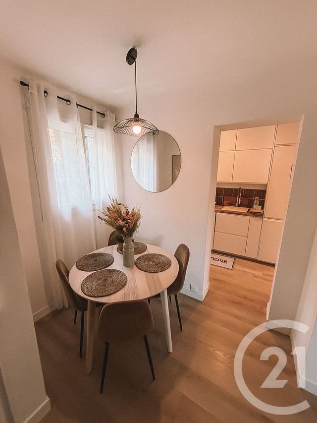 Appartement T2 à vendre - 2 pièces - 48.75 m2 - MARSEILLE - 13009 - PROVENCE-ALPES-COTE-D-AZUR - Century 21 Coeur Neuf