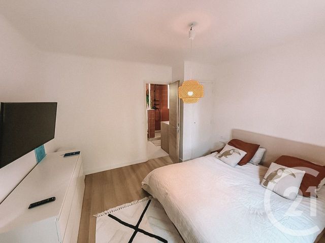 Appartement T2 à vendre - 2 pièces - 48.75 m2 - MARSEILLE - 13009 - PROVENCE-ALPES-COTE-D-AZUR - Century 21 Coeur Neuf
