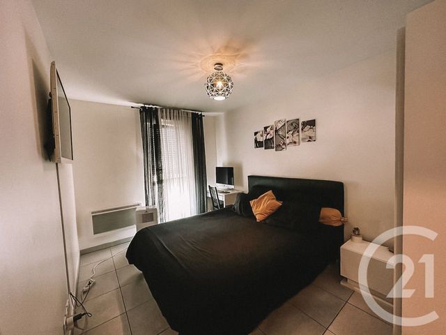 Appartement F3 à vendre - 3 pièces - 62.83 m2 - MARSEILLE - 13009 - PROVENCE-ALPES-COTE-D-AZUR - Century 21 Coeur Neuf