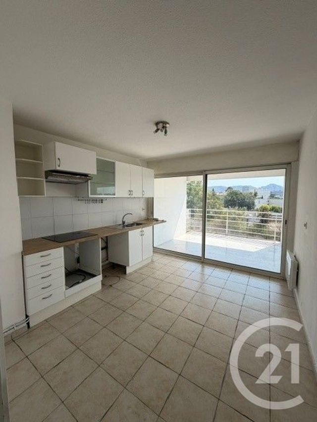Appartement T4 à louer MARSEILLE