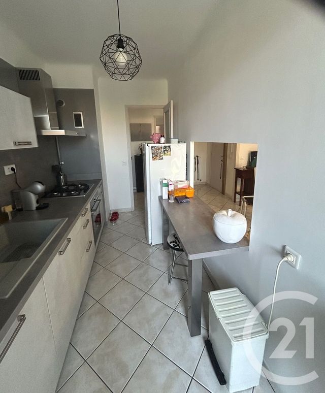Appartement T3 à vendre - 3 pièces - 61.88 m2 - MARSEILLE - 13010 - PROVENCE-ALPES-COTE-D-AZUR - Century 21 Coeur Neuf