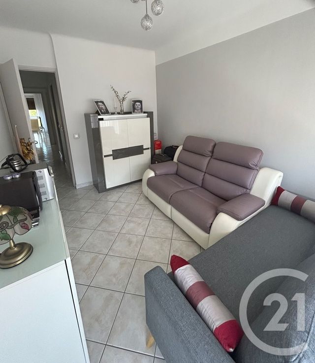 Appartement T3 à vendre - 3 pièces - 61.88 m2 - MARSEILLE - 13010 - PROVENCE-ALPES-COTE-D-AZUR - Century 21 Coeur Neuf