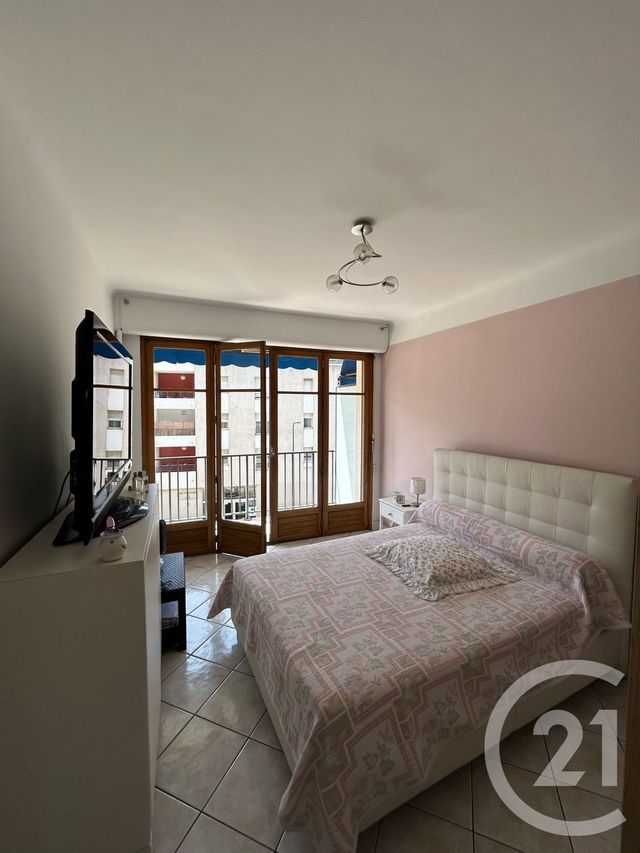 Appartement T3 à vendre - 3 pièces - 61.88 m2 - MARSEILLE - 13010 - PROVENCE-ALPES-COTE-D-AZUR - Century 21 Coeur Neuf