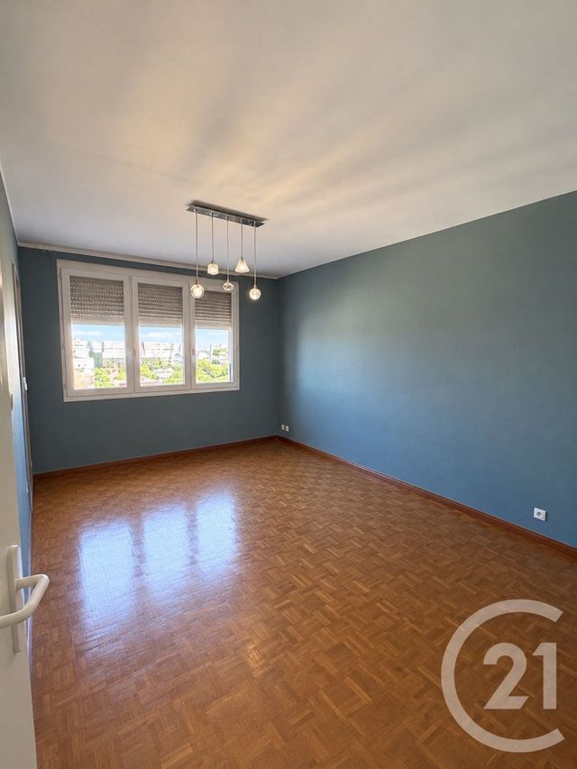 Appartement T4 à vendre - 4 pièces - 114.71 m2 - MARSEILLE - 13009 - PROVENCE-ALPES-COTE-D-AZUR - Century 21 Coeur Neuf