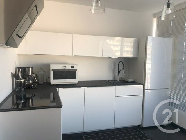 Appartement T2 à louer - 2 pièces - 45.31 m2 - MARSEILLE - 13009 - PROVENCE-ALPES-COTE-D-AZUR - Century 21 Coeur Neuf