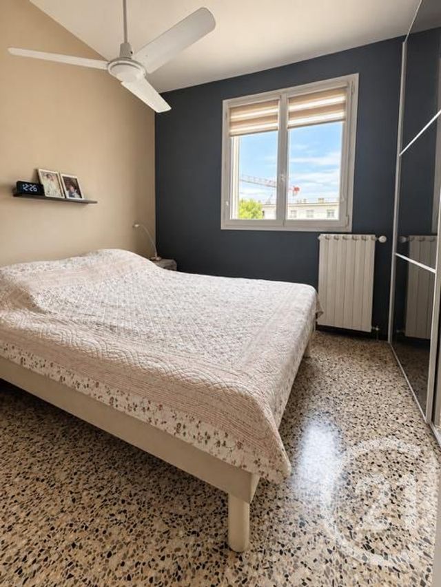 Appartement T4 à vendre - 4 pièces - 75.0 m2 - MARSEILLE - 13010 - PROVENCE-ALPES-COTE-D-AZUR - Century 21 Coeur Neuf